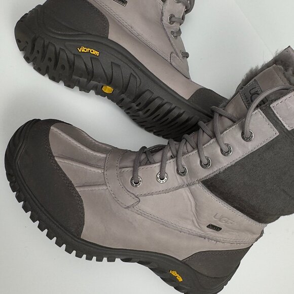 UGG Adirondack II Grey Charcoal Shearling Boots 8 - Picture 11 of 13